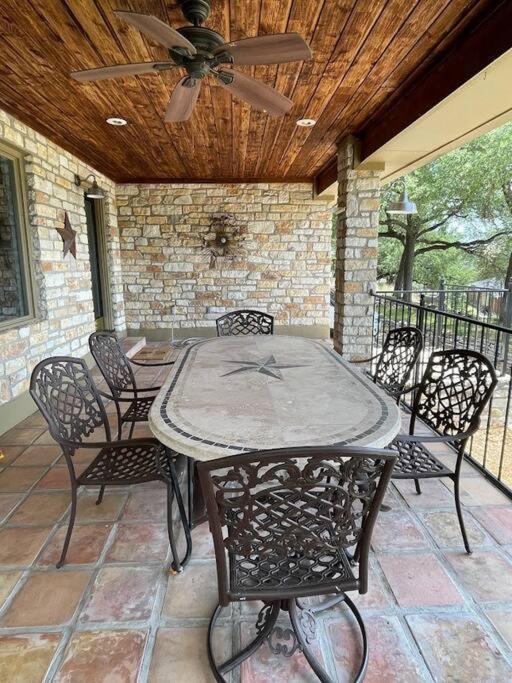 Lakeview Bungalow-Access To Lake, Pool, Gym, &Park Lago Vista Buitenkant foto