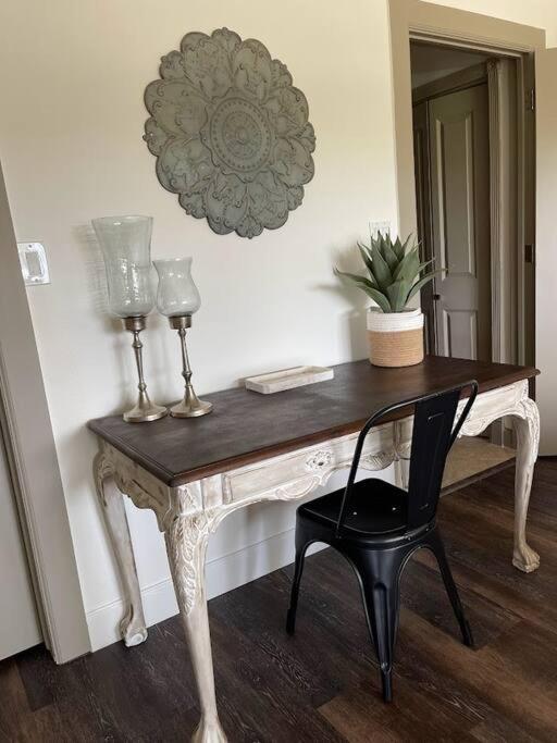 Lakeview Bungalow-Access To Lake, Pool, Gym, &Park Lago Vista Buitenkant foto